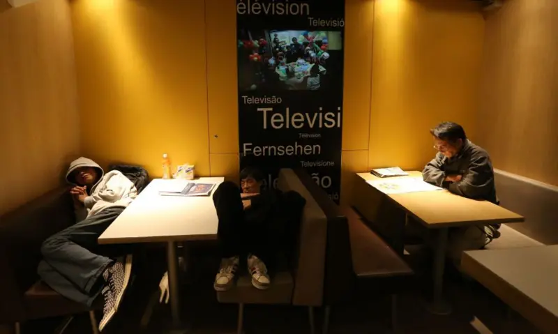 香港女性无家者：城市街角的“隐身人”